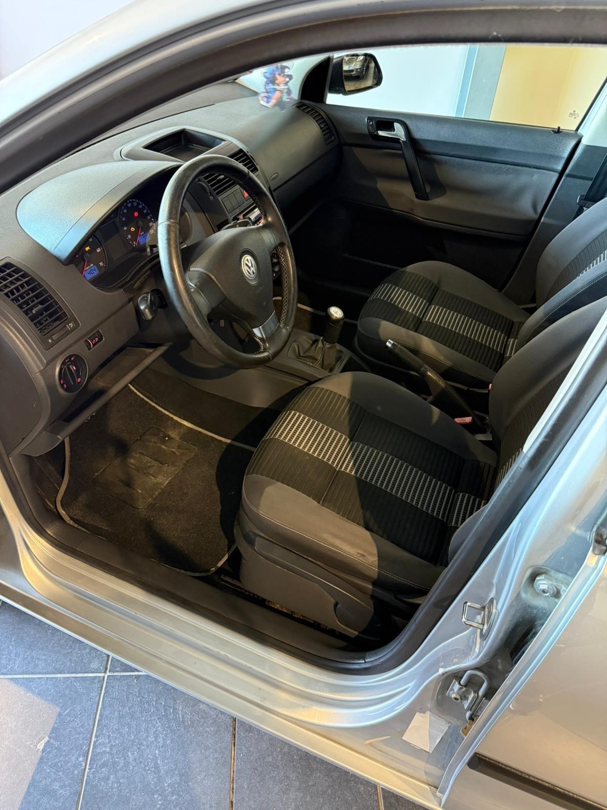 Volkswagen Polo 1.2 - 110 mila Km - NEOPATENTATI