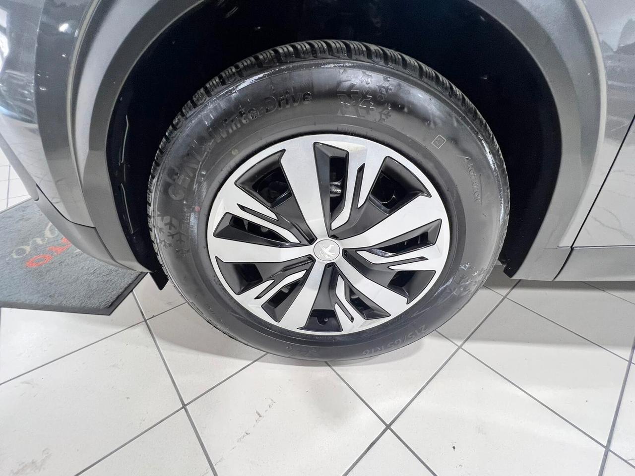 Peugeot 2008 BlueHDi 110 S&S Active Pack