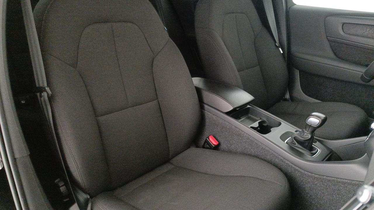 VOLVO XC40 1.5 t2 Essential