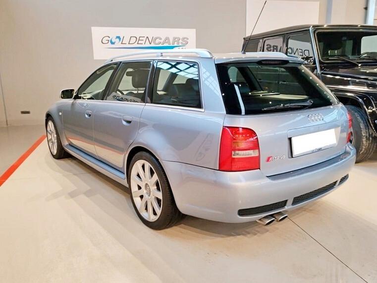 Audi RS4 2.7 V6 cat Avant