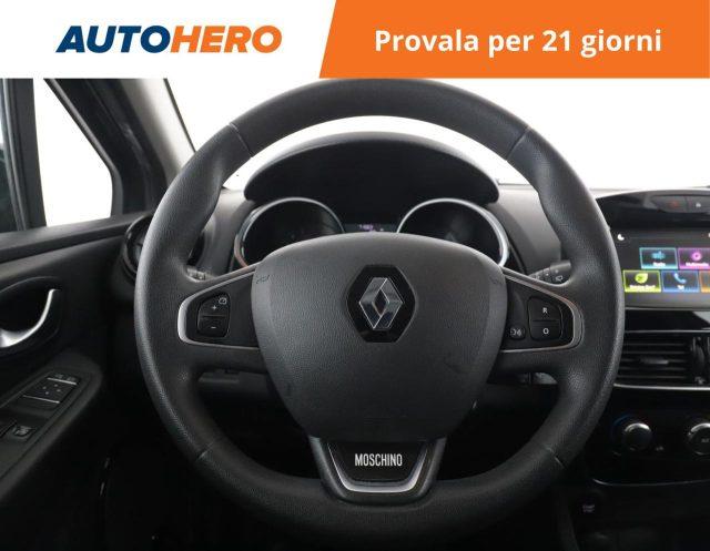 RENAULT Clio TCe 12V 75 CV 5 porte Moschino Life