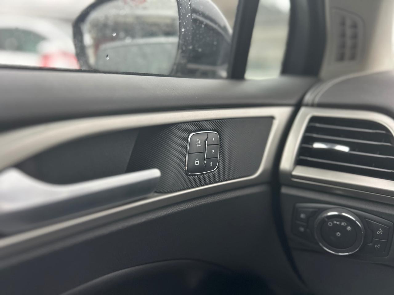 Ford Mondeo 4 Porte Mondeo 4p 2.0 hybrid Vignale ecvt my18.75