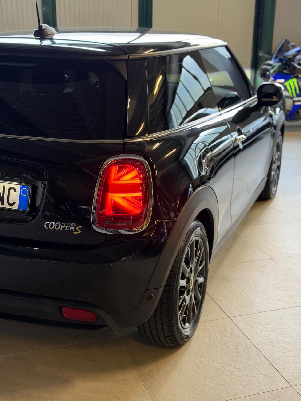 Mini COOPER SE KMCERT GARANZ UNICOPR