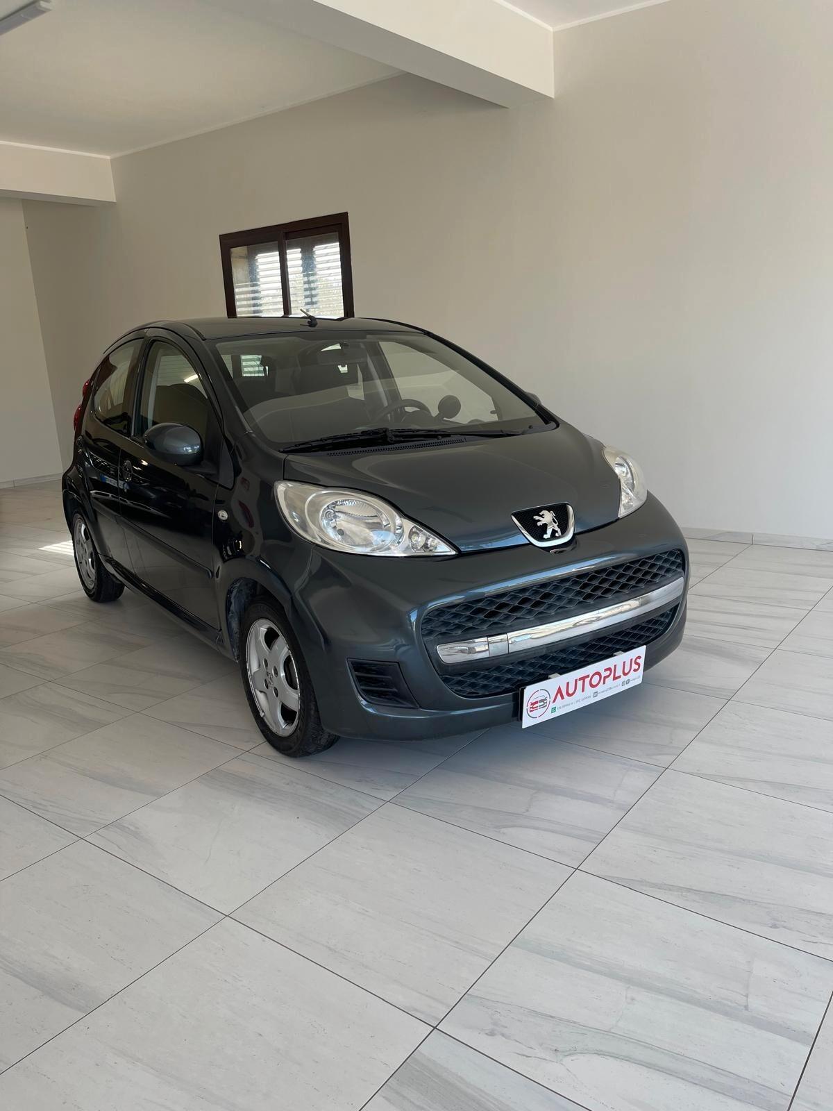 Peugeot 107 1.0 68CV 5p. Allure