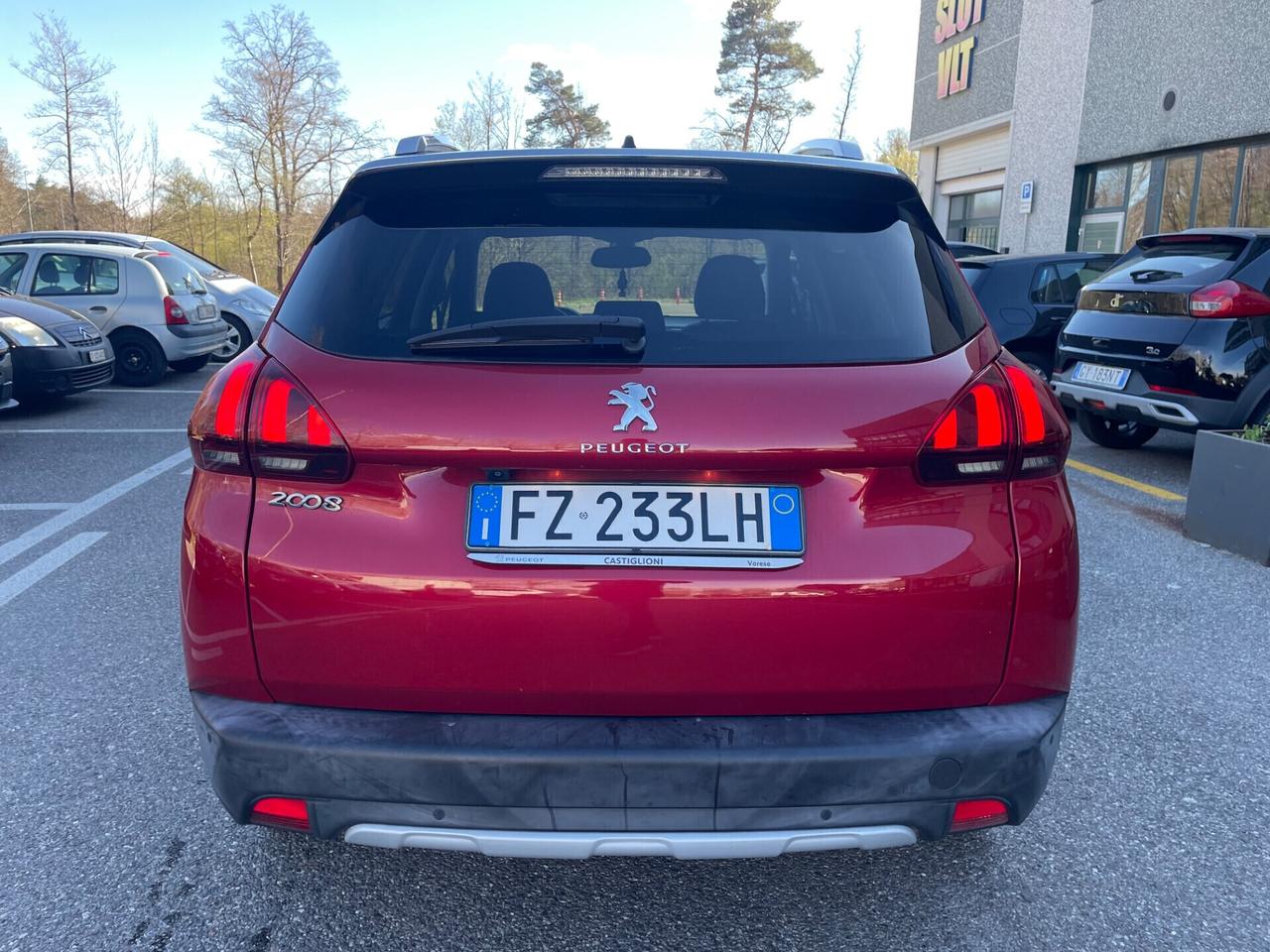 Peugeot 2008 PureTech Turbo 130*Automatik*Navi*solo 77000km