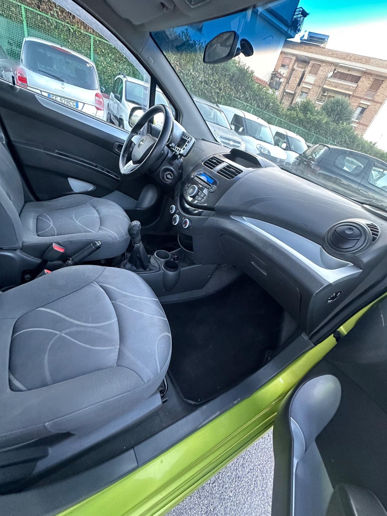 Chevrolet Spark 1.2 LT