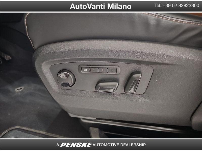 Volkswagen Multivan Multivan 2.0 tdi Highline 199cv dsg 7p.ti
