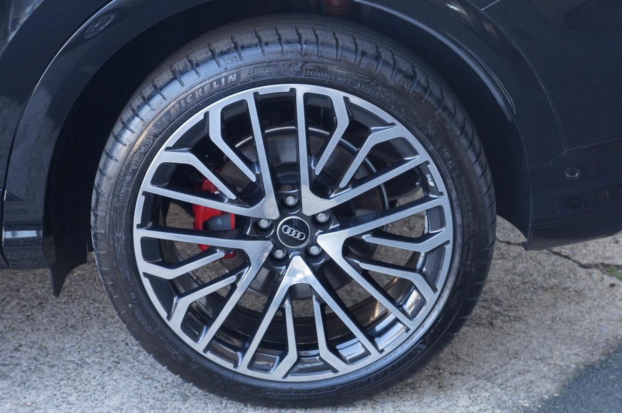 Audi Q5 TDi 204 cv mHEV+ S tronic quattro line edition