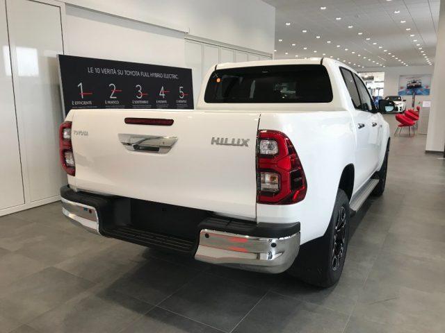 TOYOTA Hilux 2.8 D A/T 4WD 4 porte Double Cab Executive MY'23