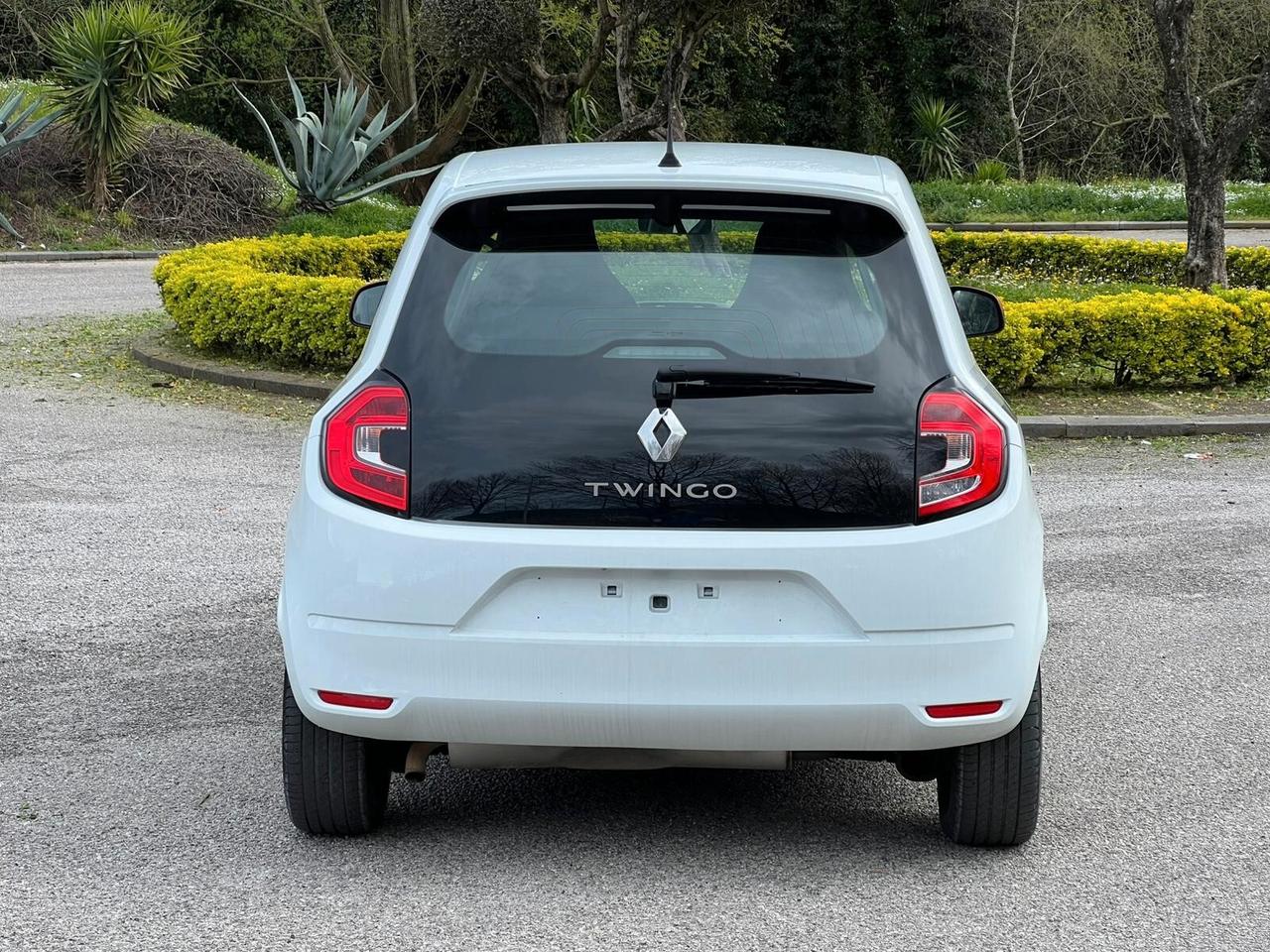 RENAULT TWINGO 1.0 SCe 75cv Duel Sport Edition Red