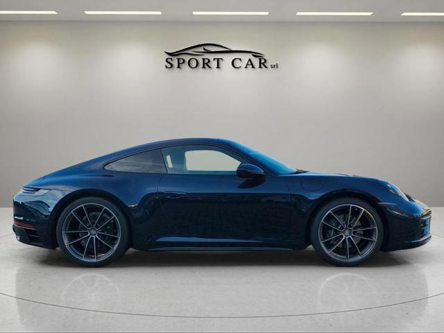 PORSCHE 911 Carrera (992)