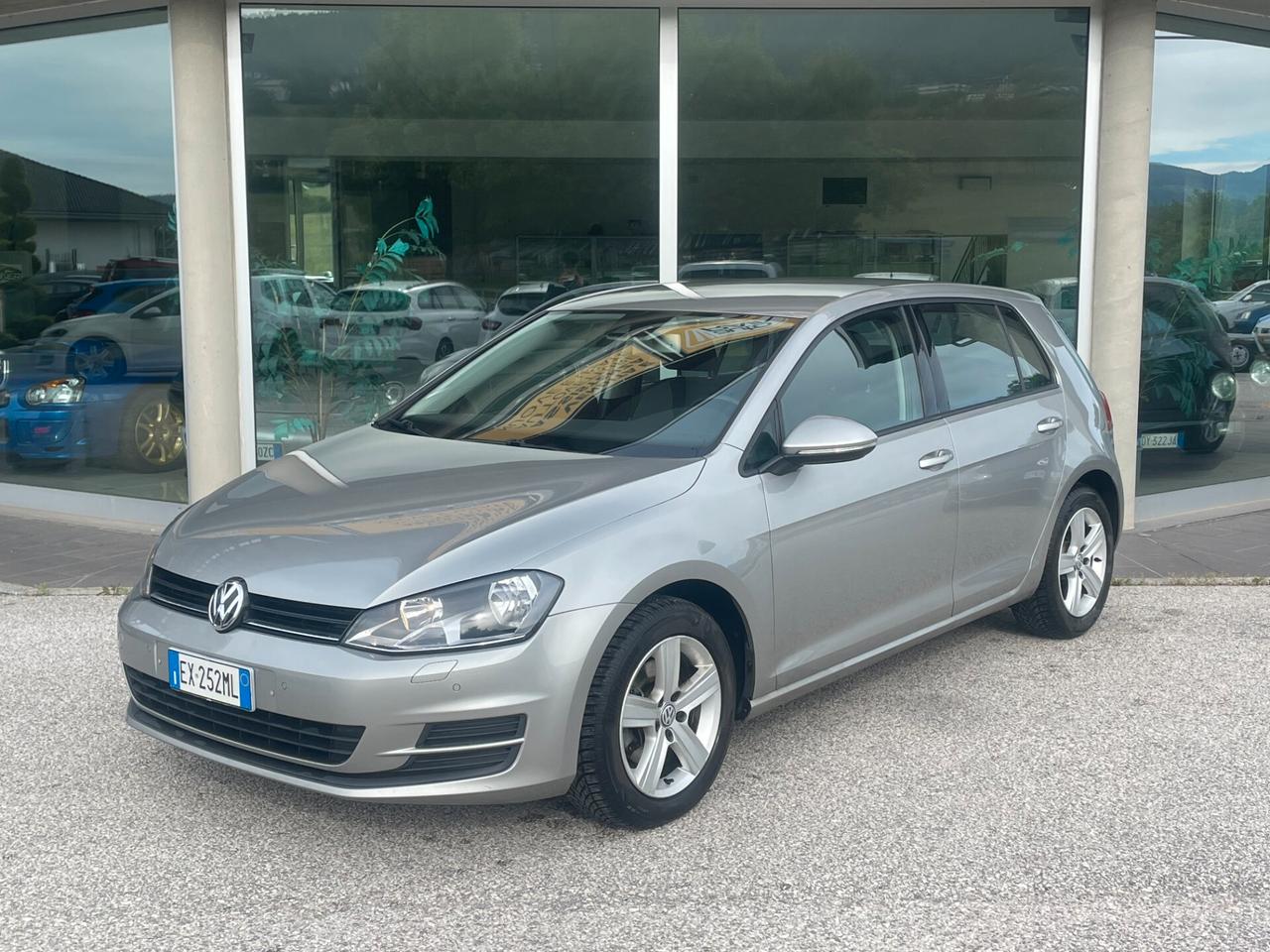 Volkswagen Golf 7 1.6 TDI 5p. Highline "SOLI 84.000 KM"