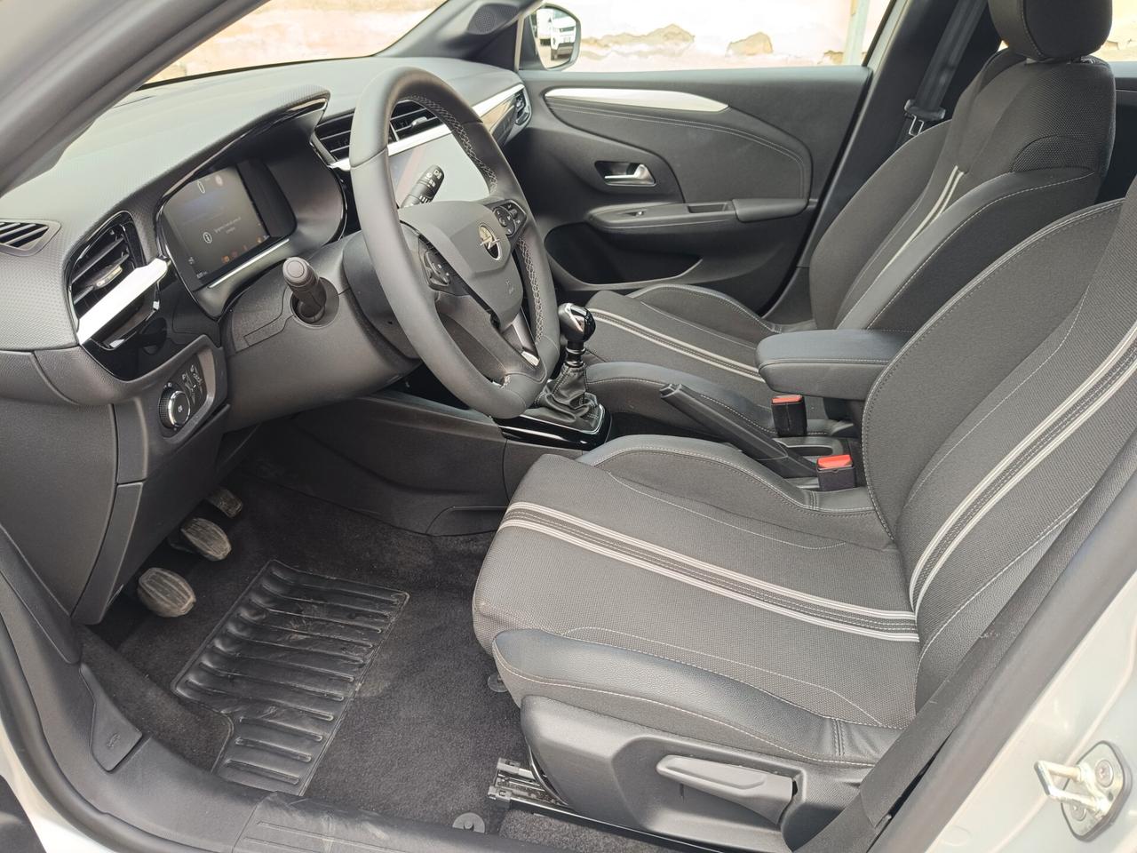 Opel Corsa 1.2 100 CV Edition