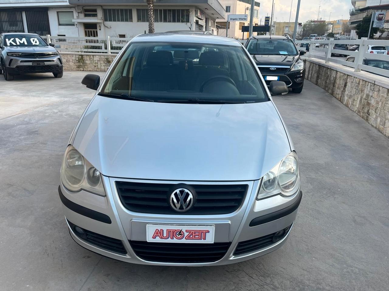 Volkswagen Polo 1.2/60CV 5p. Trendline