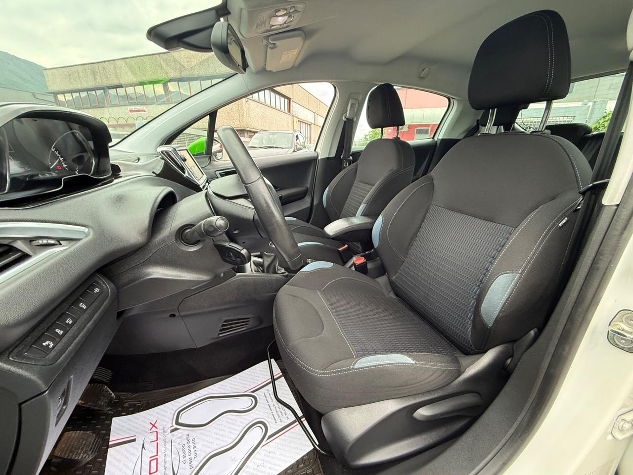 Peugeot 208 1.6 e-HDi 92 OK NEOPATENTATI5 porte Allure