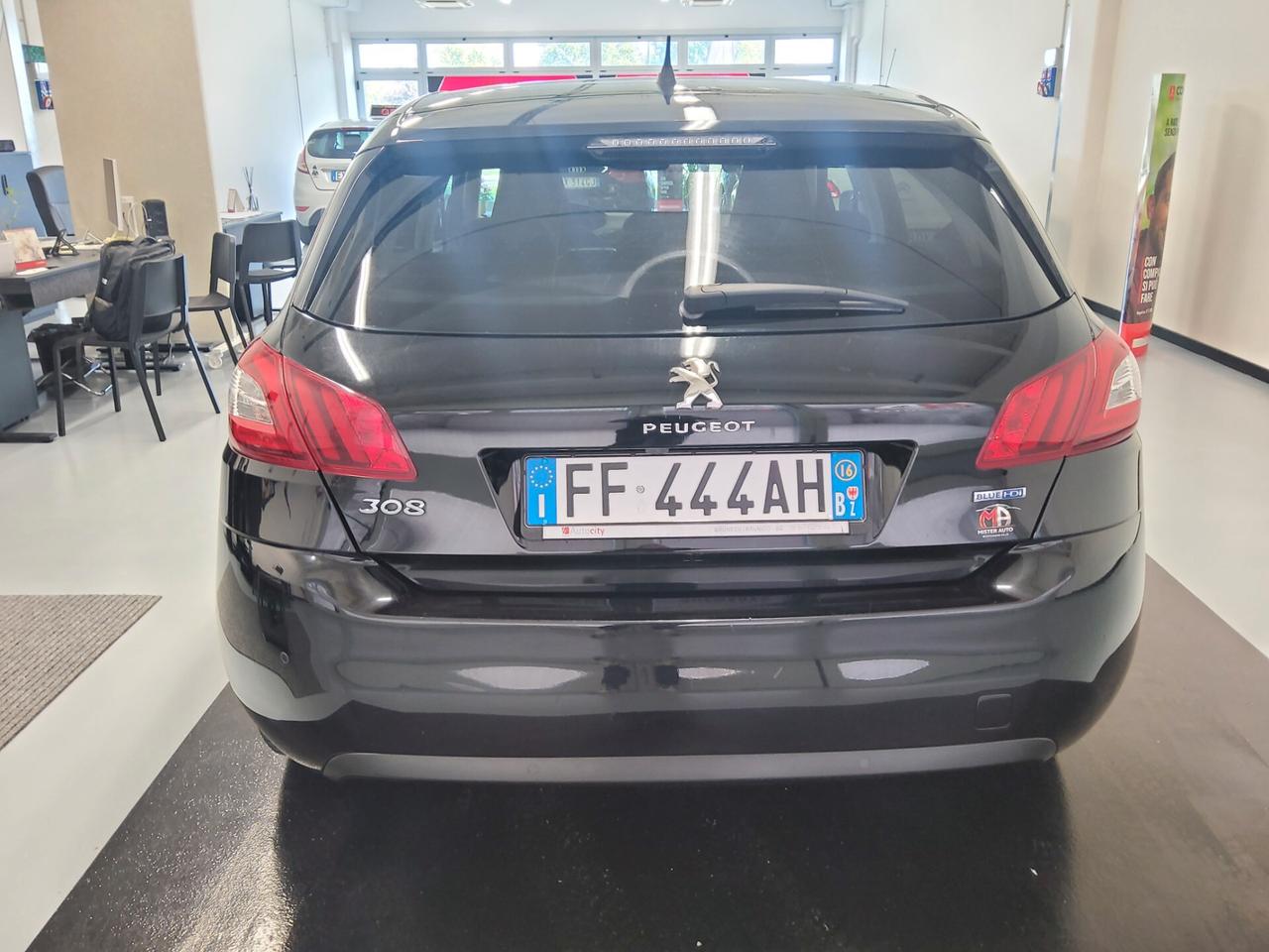 Peugeot 308 BlueHDi 120 S&S Allure