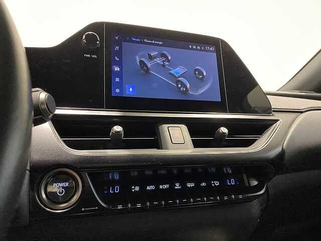 Lexus UX Hybrid Design