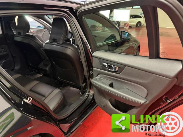VOLVO V60 D3 Geartronic R-design - IVA -FULL- GANCIO -24MESI