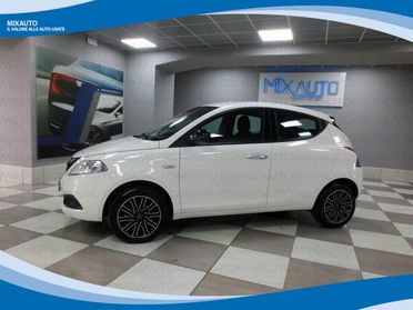 LANCIA Ypsilon Hybrid 1.0 FireFly 70cv 5 Porte Gold EU6 KM Ø
