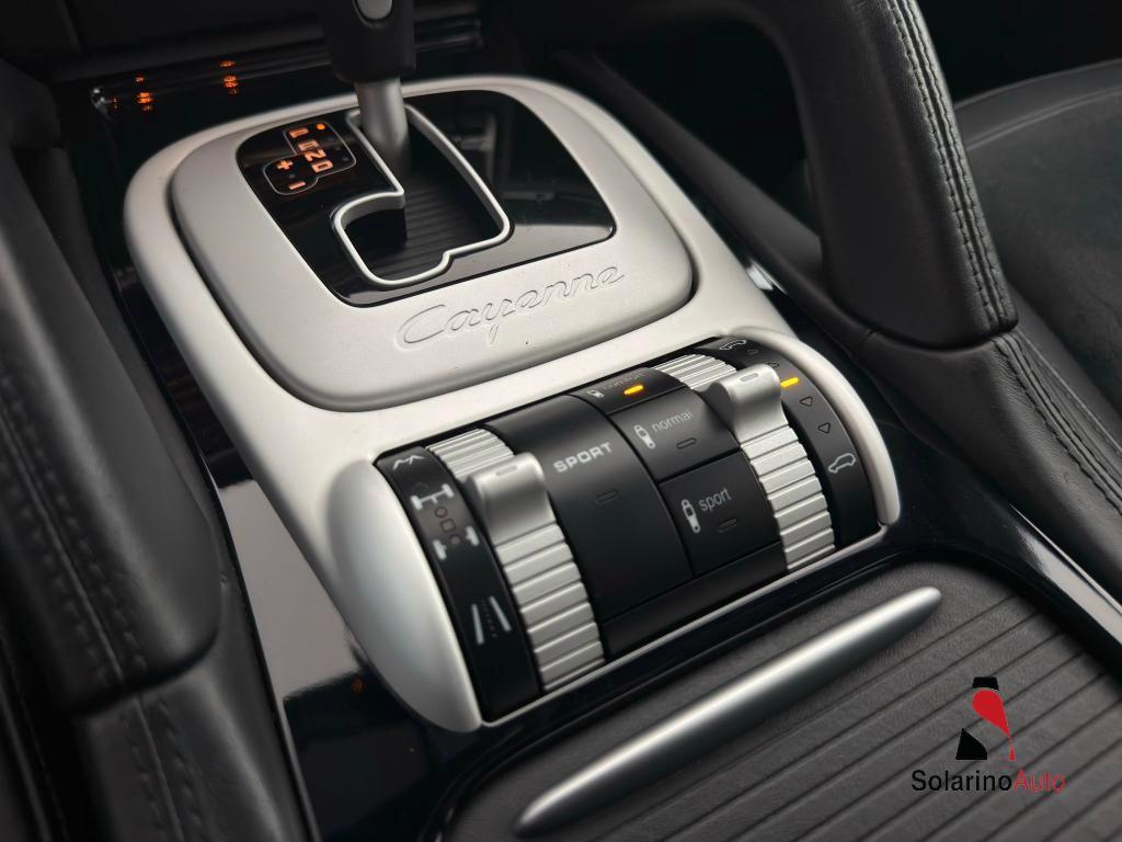 Porsche Cayenne 4.8 GTS