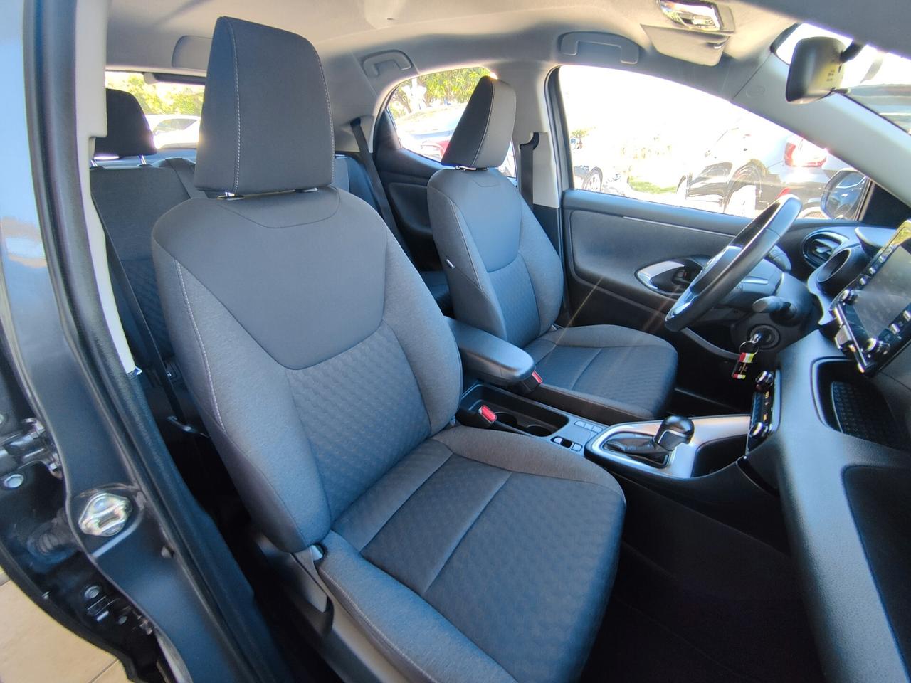 Toyota Yaris 1.5 Hybrid 5 porte Lounge