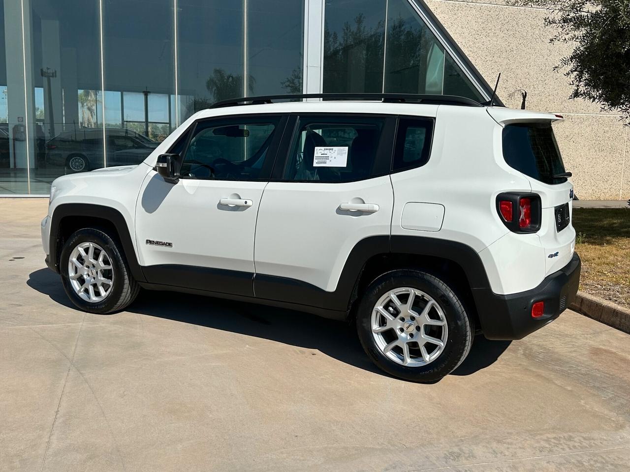 Jeep Renegade phev Altitude offerta T-Stock prezzo imperdibile