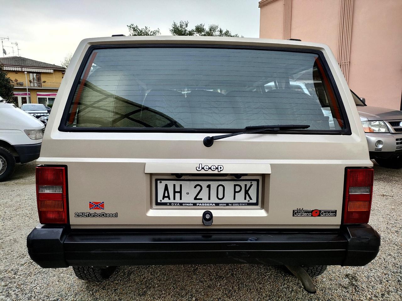 Jeep Cherokee 2.5 TD 5 porte Selec-Trac Country