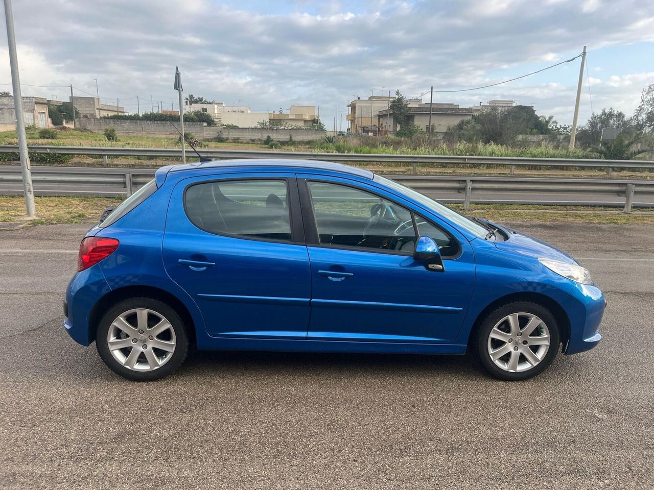 Peugeot 207 1.6 HDi 90CV 5p. XS Unipro 2008