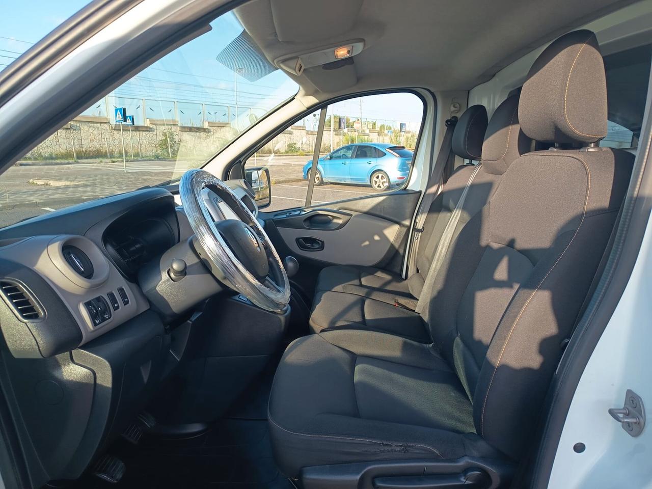 Renault traffic TETTO ALTO