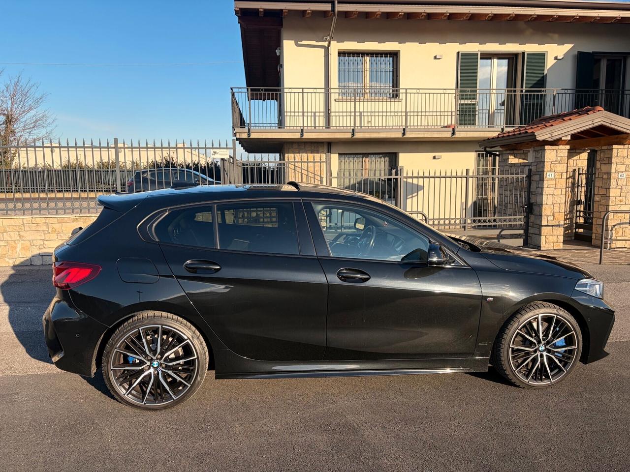 Bmw 118d 5p. Msport