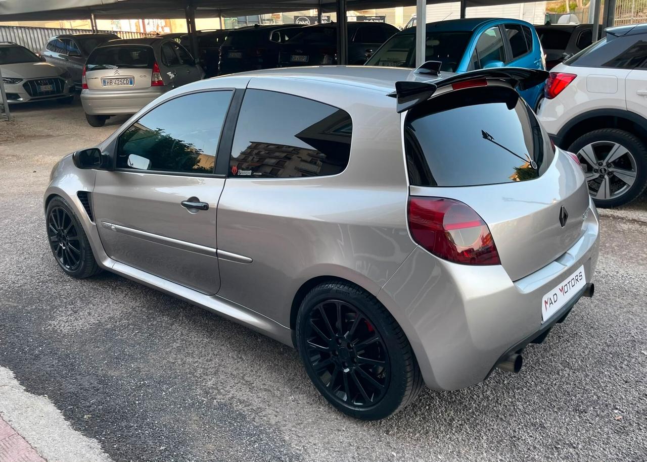 Renault Clio 2.0 16V 200CV RS