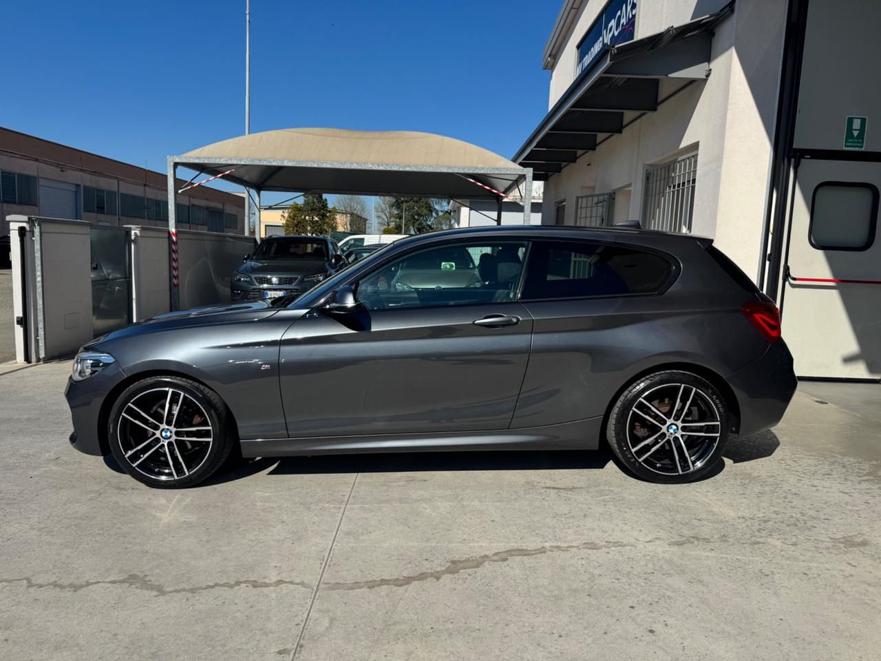 Bmw 116 116d 3p. Msport Full service