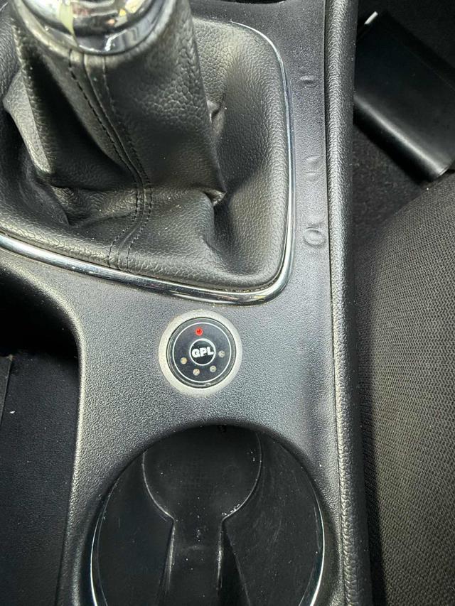 KIA cee'd 1.4 GPL 5 porte Class