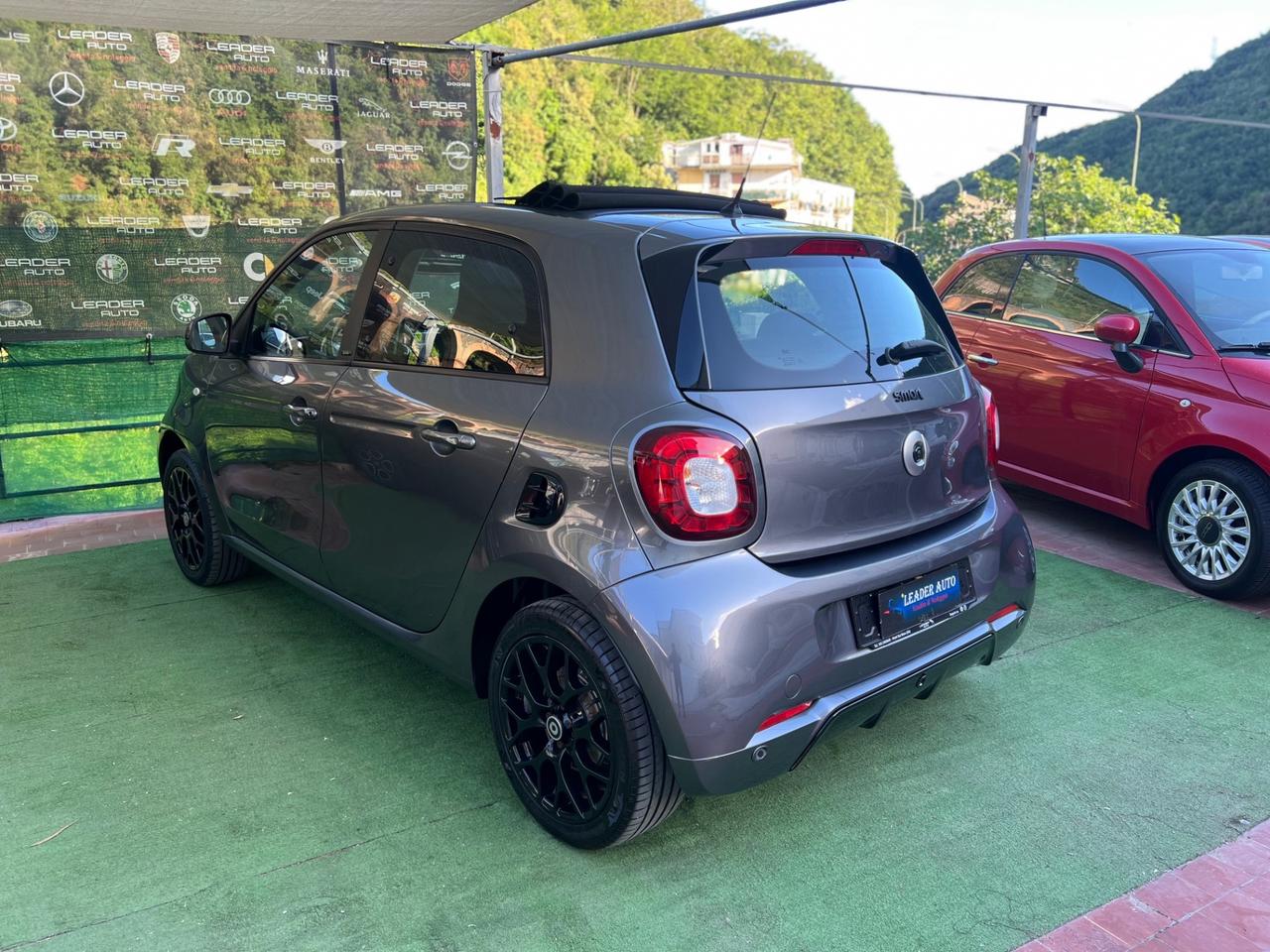 Smart ForFour 0.9 90cv - cabrio -pelle -automatica - Full Optional