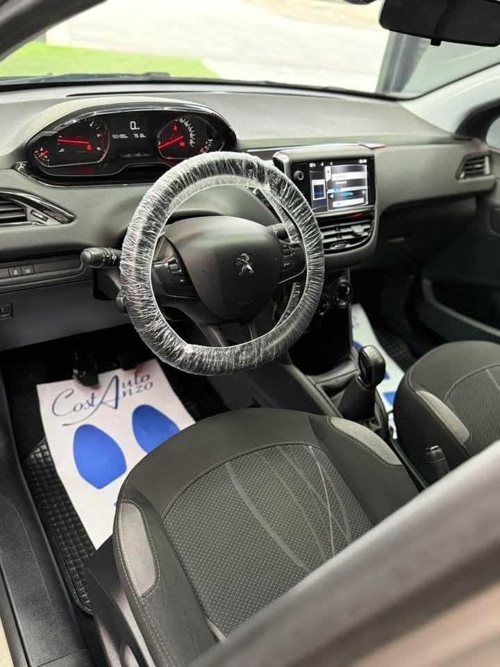 Peugeot 208 1.6 HDi 92 CV Allure 2014