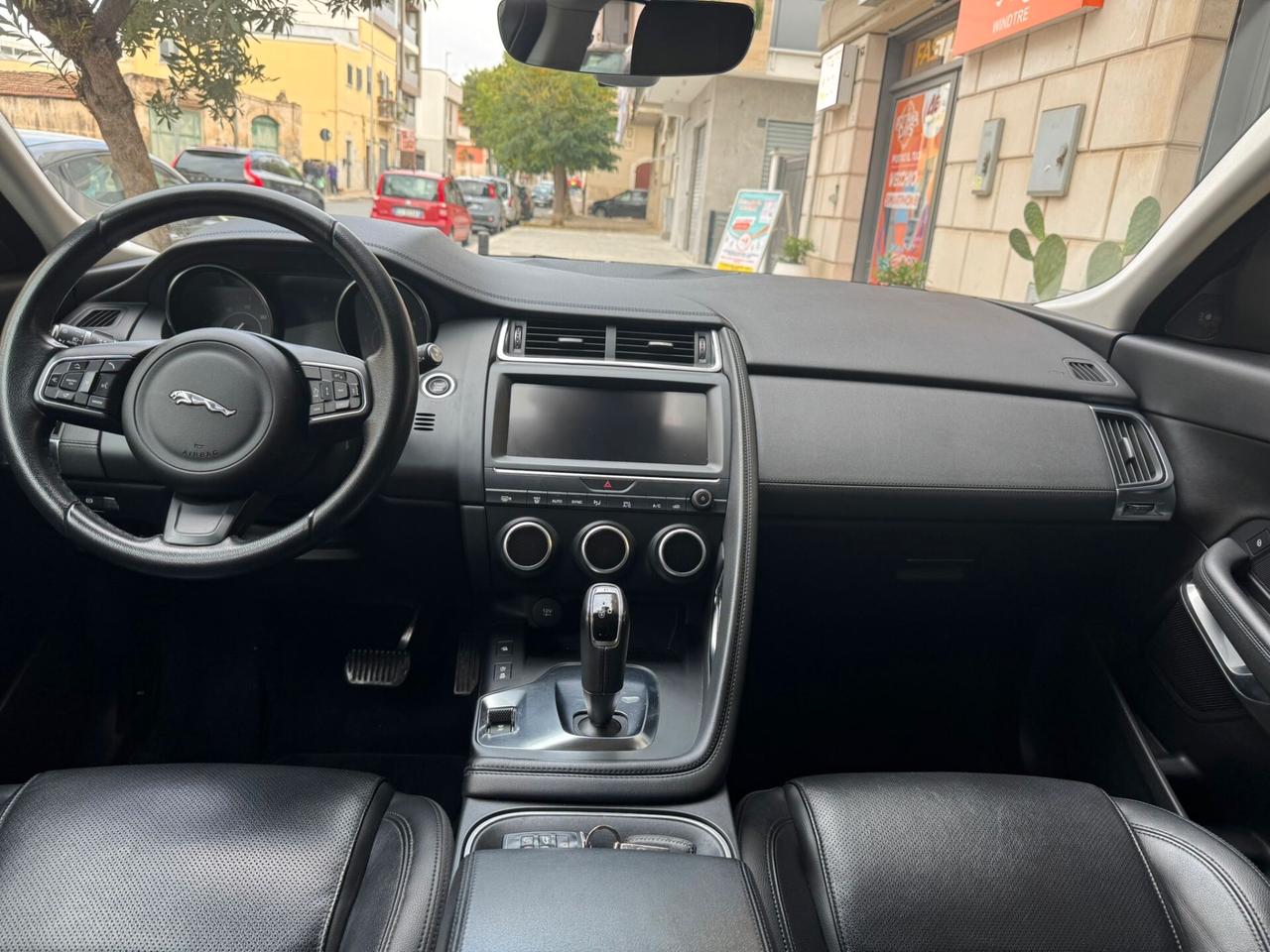 Jaguar E-Pace 2.0D 150 CV R-Dynamic