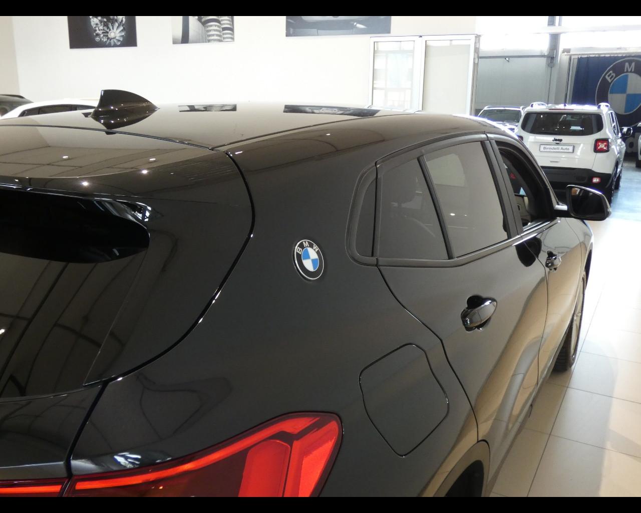 BMW X2 (F39) - X2 sDrive18d Business-X