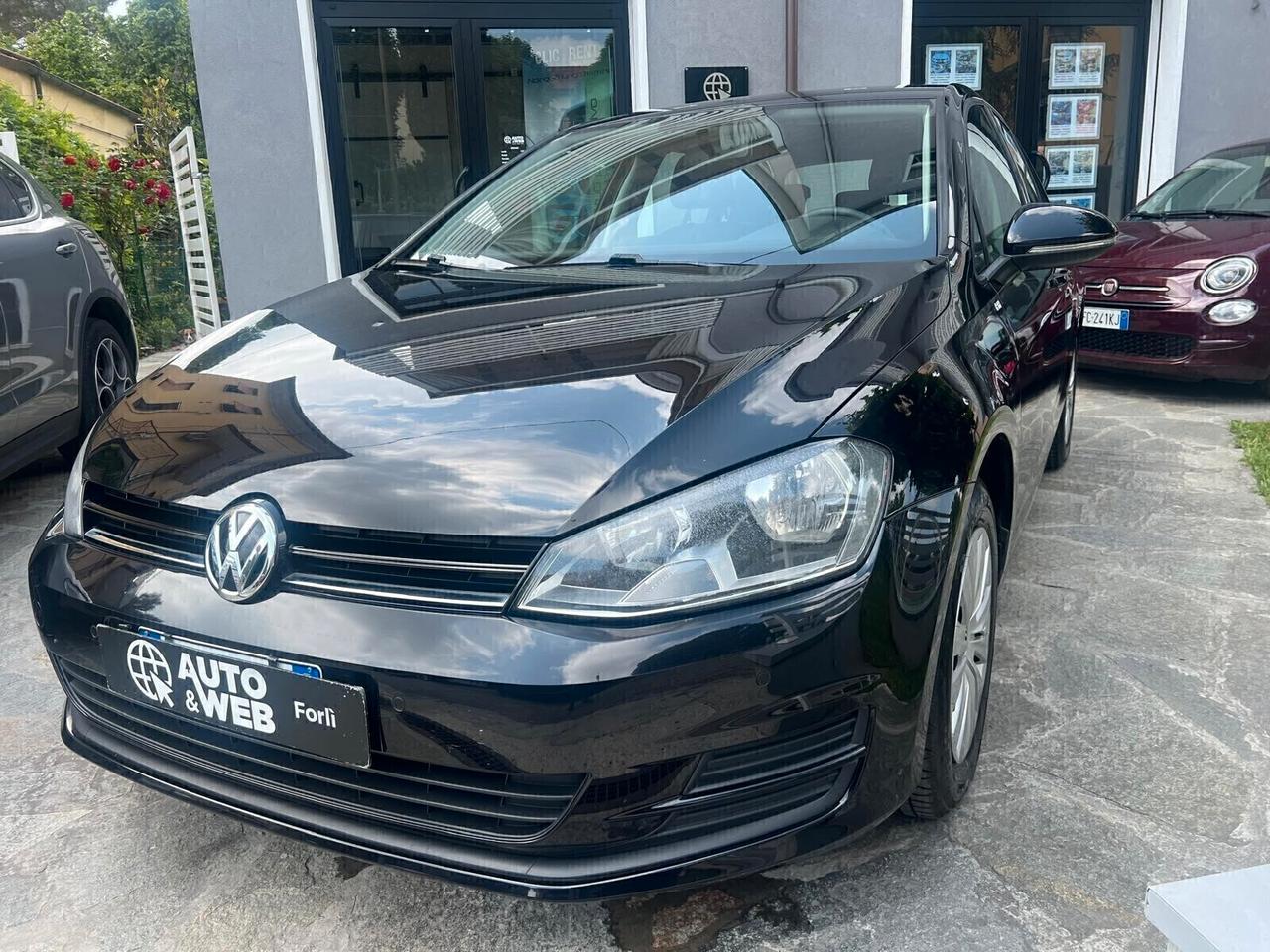 VW GOLF 1.6 TDI 90cv BlueMotion TECH. NEOPATENTATI