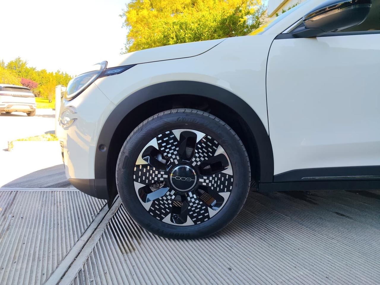 Fiat 600 Hybrid 110 CV DCT MHEV La Prima II