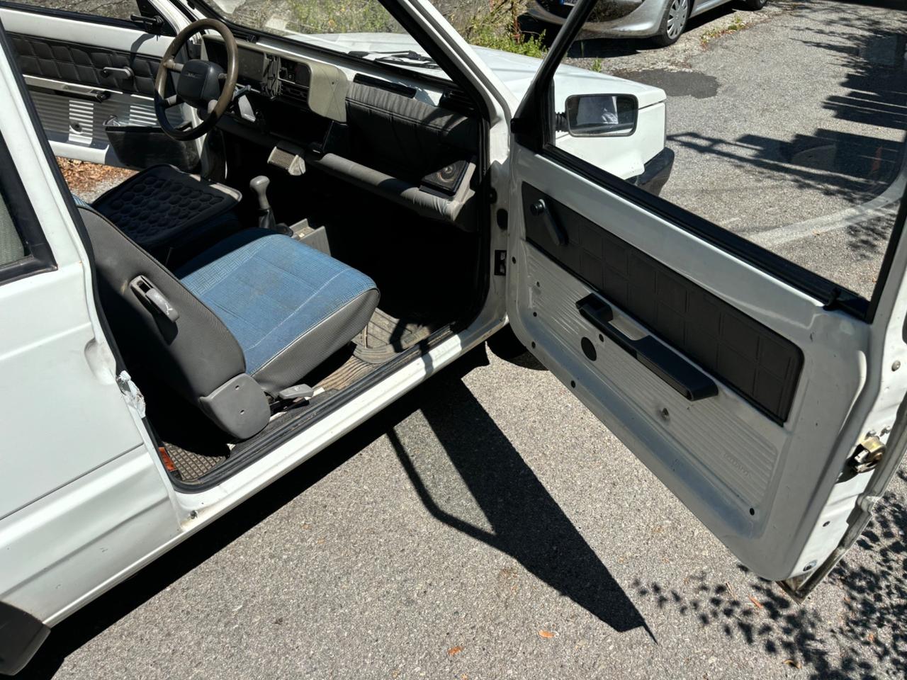 Fiat Panda 900 i.e. cat Young