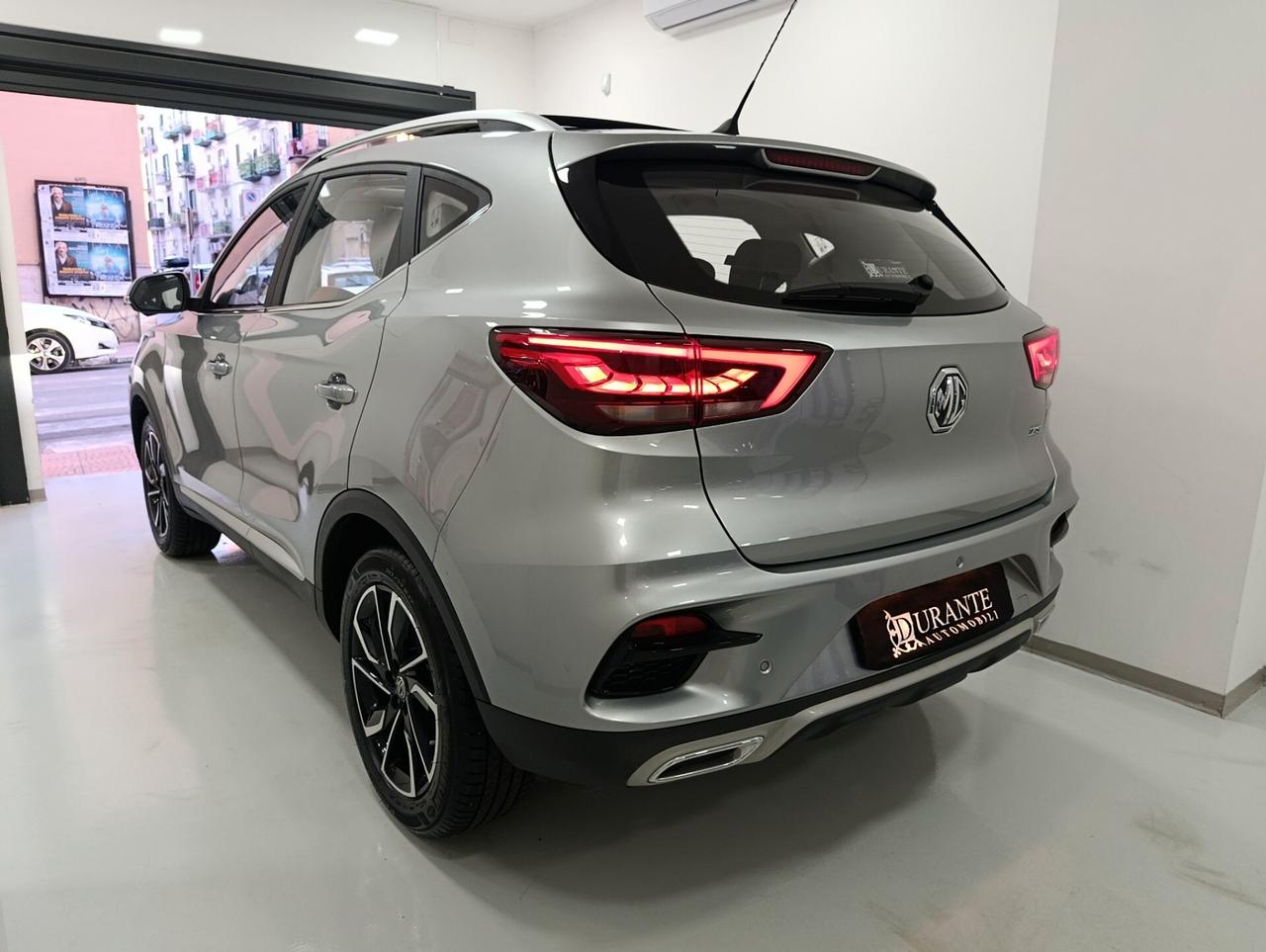 Mg ZS 1.0 GPL LUXURY