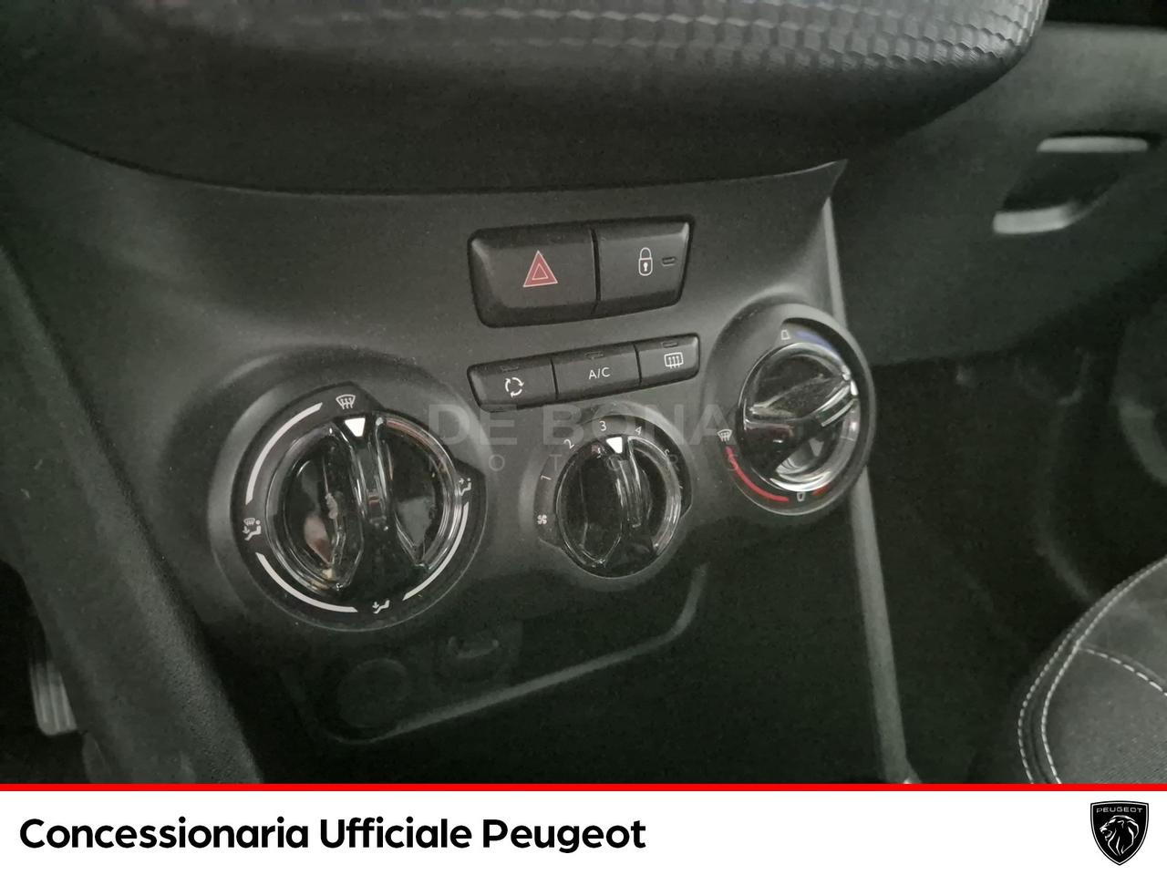 Peugeot 2008 1.5 bluehdi style s&s 100cv 5marce