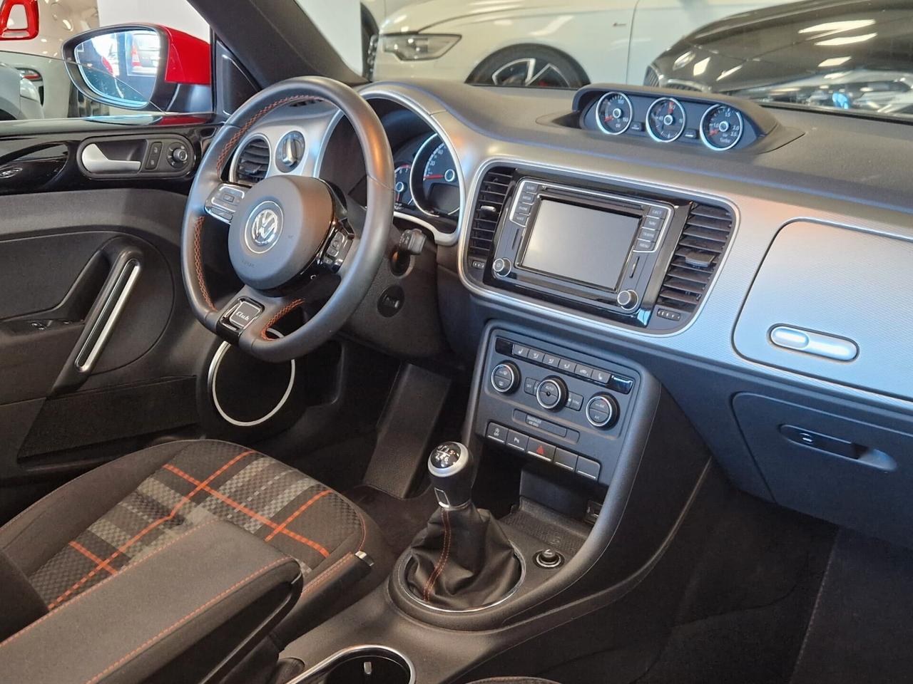 Volkswagen Maggiolino Cabrio 1.2 TSI Club BlueMotion Technology