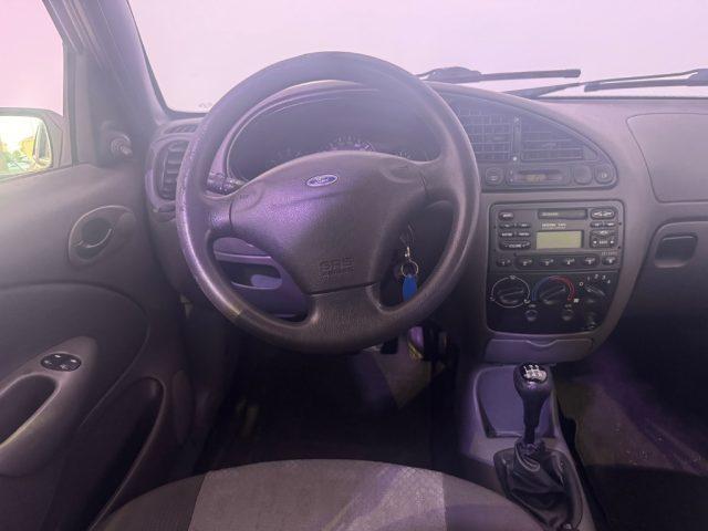 FORD Fiesta 1.2i 16V cat 5 porte Ghia