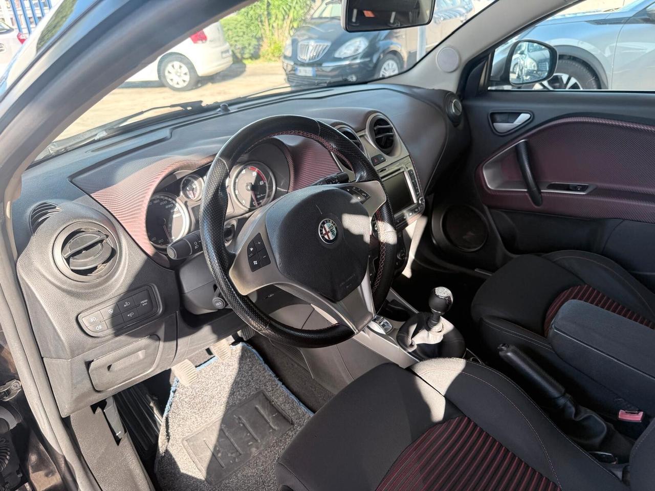 Alfa Romeo MiTo 1.6 JTDm-2 S&S Distinctive Sport Pack