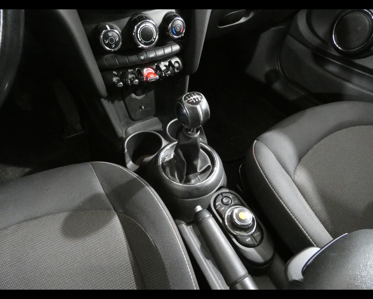 MINI Mini 4ª serie (F56) - Mini 1.5 One 75 CV