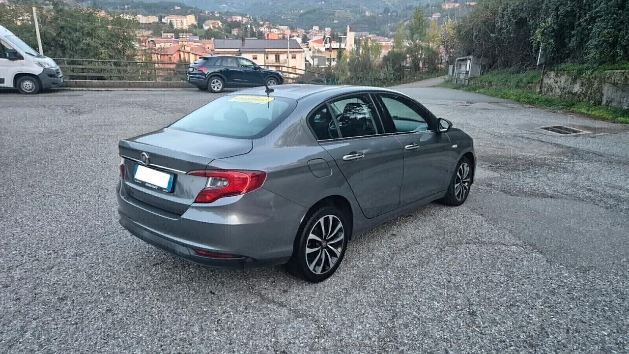 Fiat TIPO 4p 1.6 MJ 120CV Lounge-12/2015- FullOpt