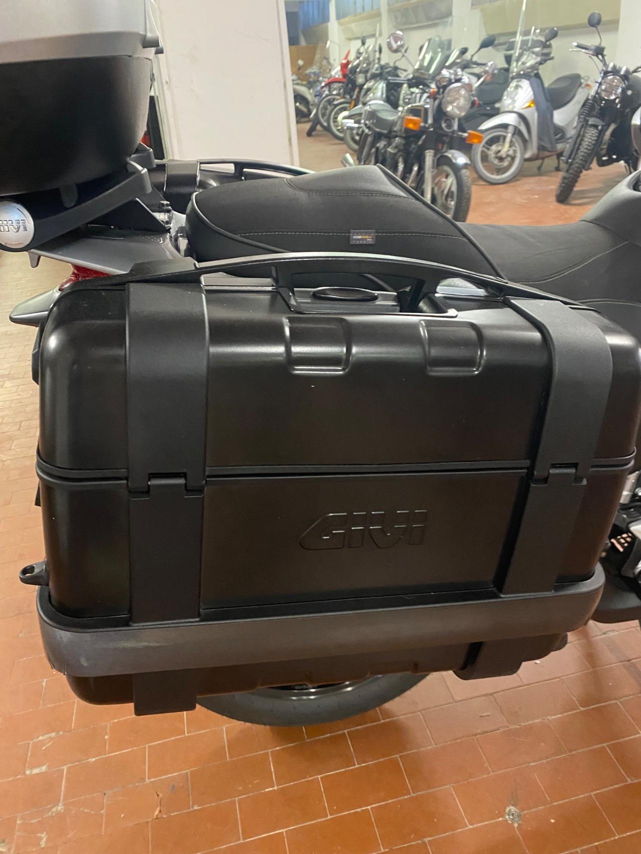 Honda XL 700 VA Transalp anno 2009 km 50000 Full Optional