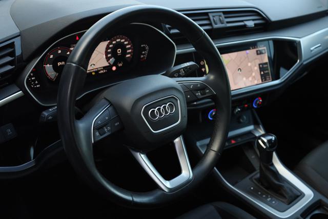 AUDI Q3 35 TDI S tronic Business Advanced