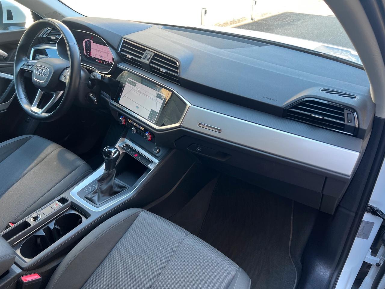 Audi Q3 SPB Sportback 35 2.0 tdi S-TRONIC Business ADVANCED